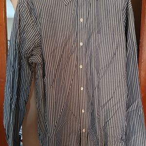 Van Heusen Men's Navy and White Striped Shirt